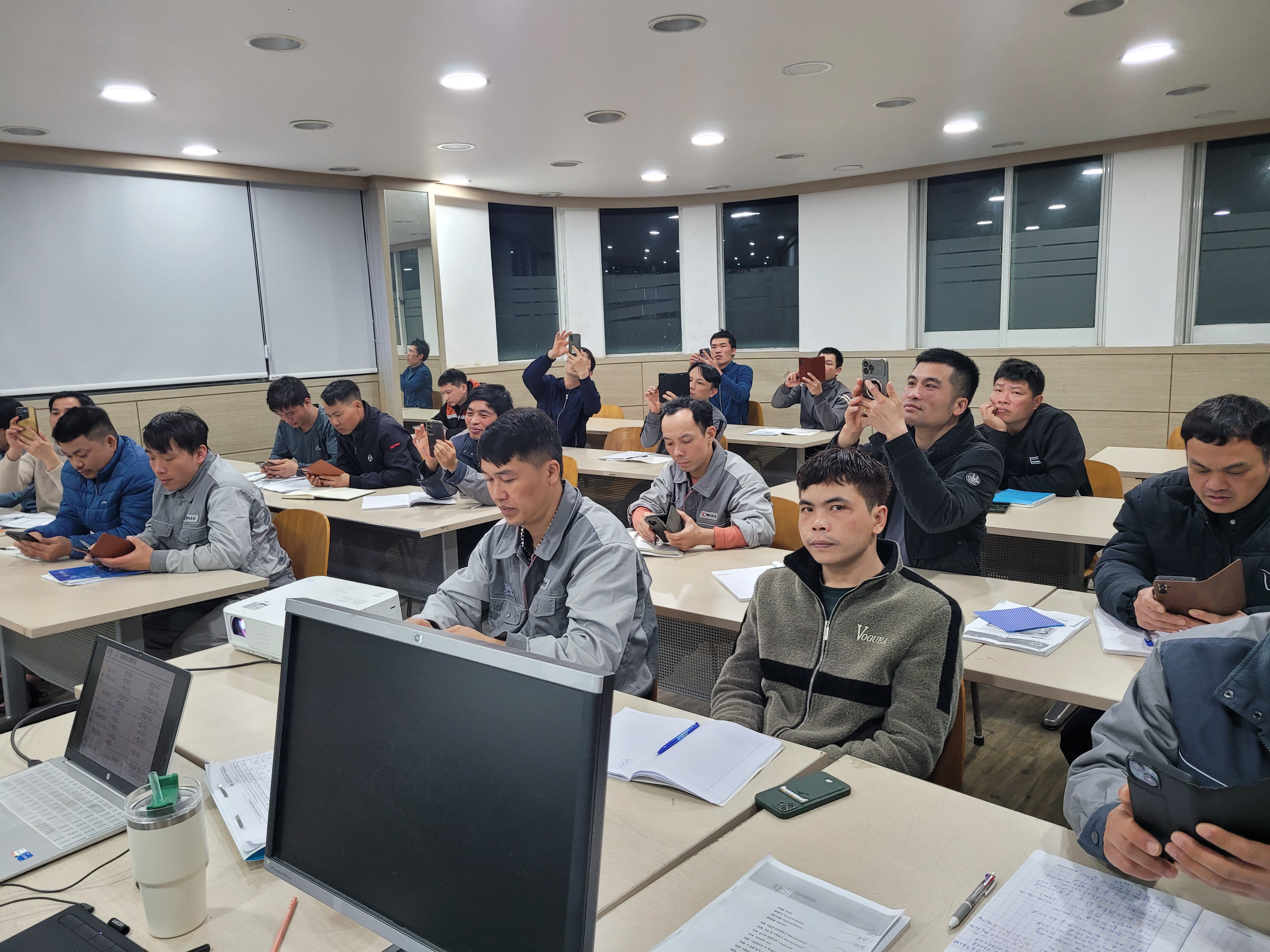 첨부이미지