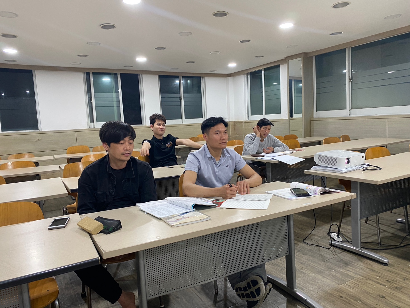 첨부이미지
