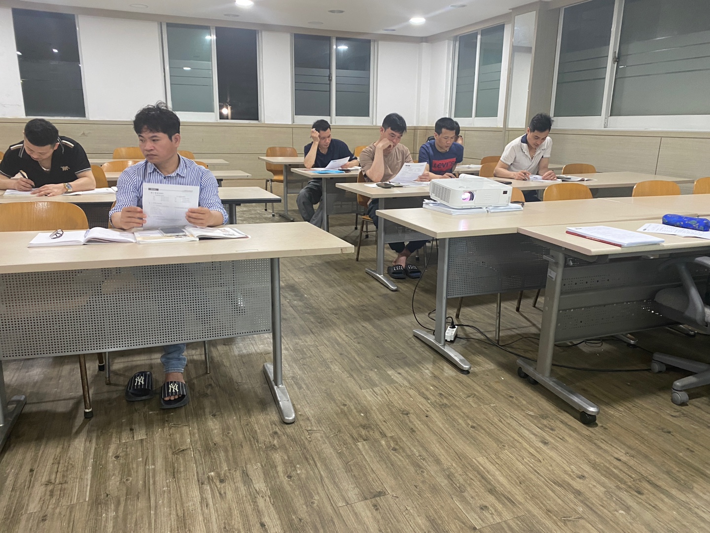 첨부이미지