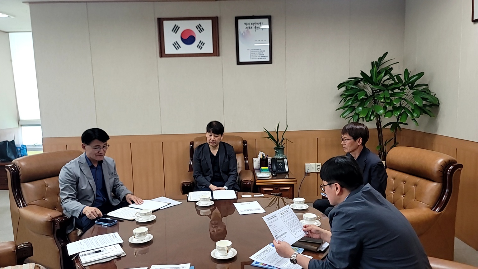 첨부이미지