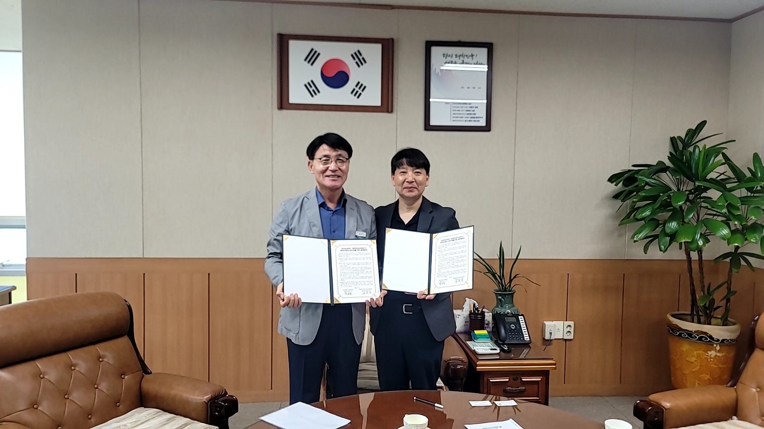첨부이미지