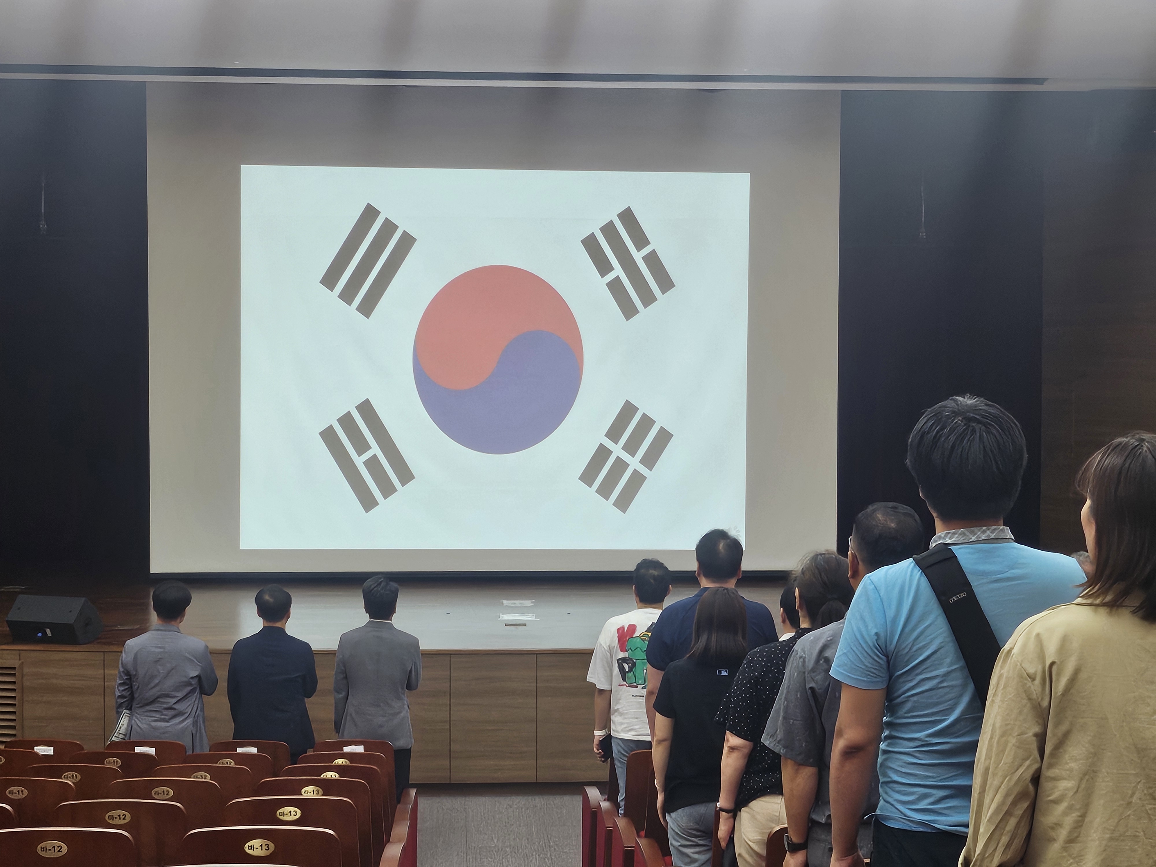 첨부이미지