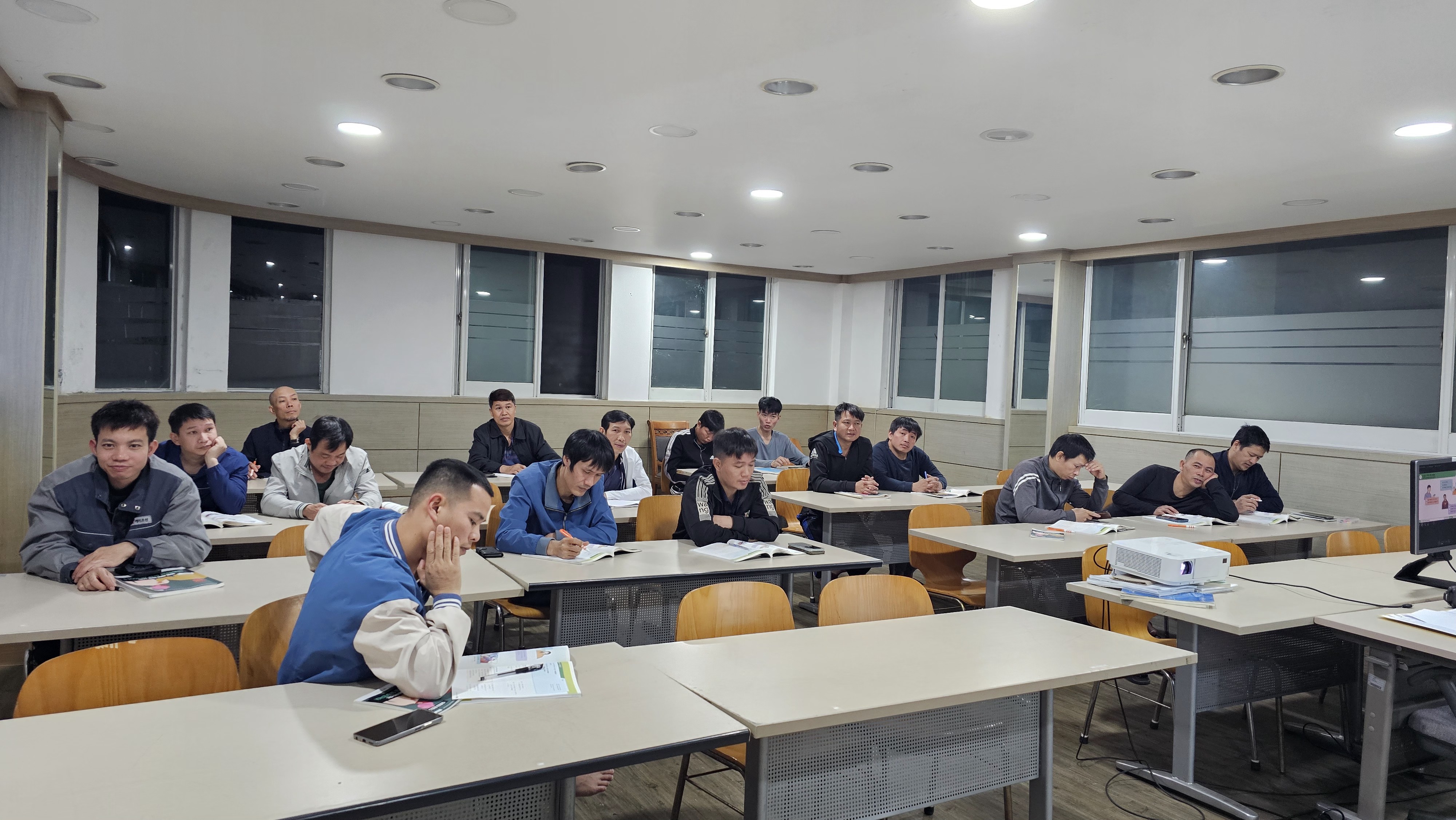 첨부이미지