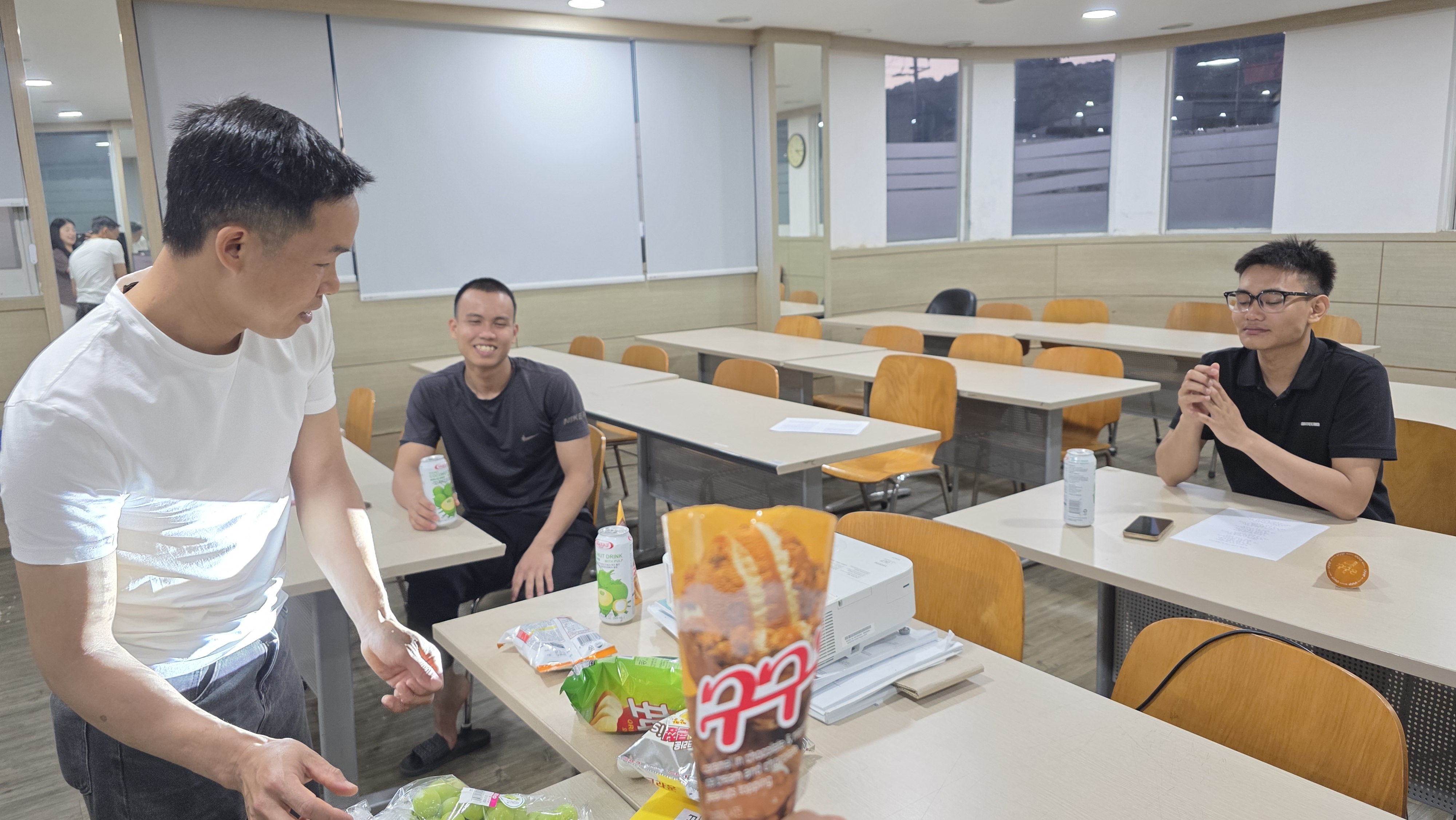 첨부이미지